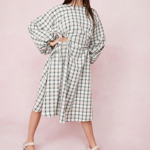 Nastygal Checkered Balloon Sleeve Dress - Picture 2 of 4